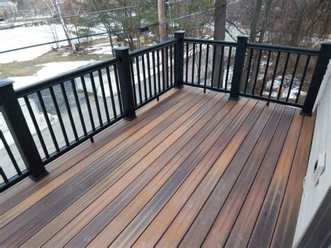 Second Floor Deck With Screened In Porch Design And Stairs Decomagz