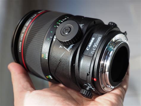 Canon L Series Gets 4 New Prime Lenses Ephotozine