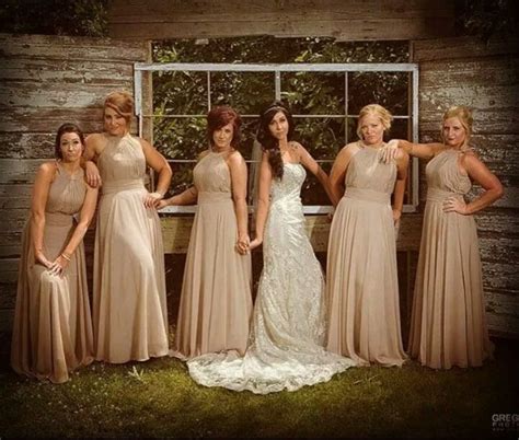 Mcdaniel posted a photo of the three sisters and their mom with the sad. Wedding pic | Chelsea houska wedding dress, Chelsea deboer ...