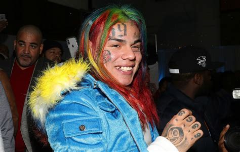 Rapper 6ix9ine Reportedly Hospitalised After Being Kidnapped Attacked