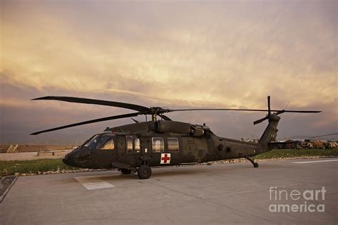 A Uh-60l Black Hawk Medevac Helicopter Photograph by Terry ...