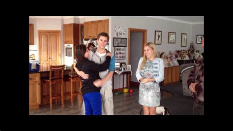 When to tell immediate family about pregnancy? Telling my family that I'm pregnant! - YouTube