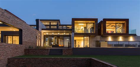 This Contemporary Mansion In South Africa Blends Luxury With Comfort