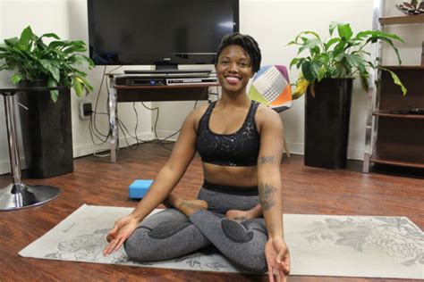 Tori Wolfe Sissons “melanin Centered” Yoga Class Relieves Stress The