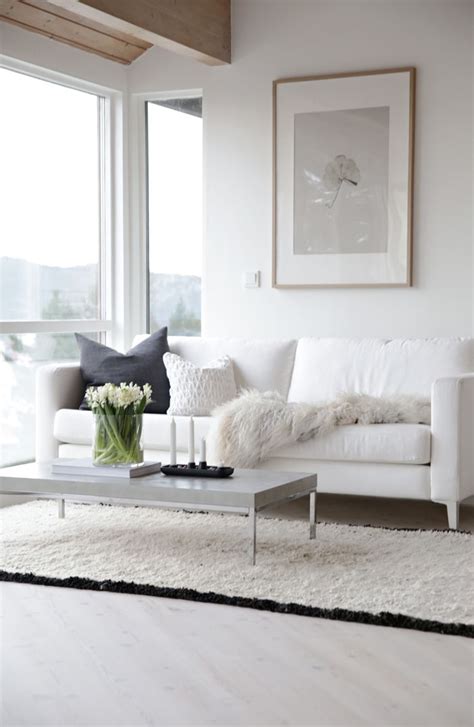 Home decor ideas for the living room. 65+ Modern Minimalist Living Room Ideas | EcstasyCoffee