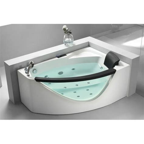 This corner tub constitutes an ideal solution for small bathrooms. 59" x 39" Corner Whirlpool Tub | Wayfair