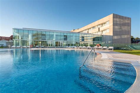 Una forma distintiva de viajar marcada por nuestro compromiso hacia el entorno y su riqueza cultural. Eurostars Isla de La Toja, Isla de La Toja - Precios ...