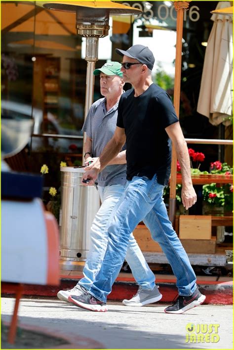 bruce willis enjoys rare lunch outing since retiring due to aphasia diagnosis photo 4758769