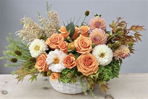 Enchanted flowers works hard to craft outstanding floral arrangements and provide exceptional customer satisfaction to new rochelle, ny. Floral Arrangement- Myglendaleflorist in 2020 | Flower ...