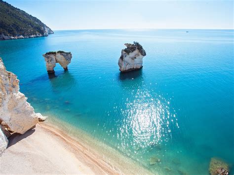 The Best Hidden Beaches In Italy Condé Nast Traveler