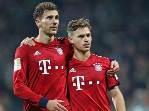 Discover more posts about fc schalke 04, leon goretzka, and goretzka. مدرب المانشافت يشيد بالدور الاجتماعي لجوريتسكا - أخبار صحيفة الرؤية