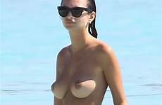 nude beach celebrities celebrity top xnxx forum topless celebs celeb well perky emily caught adult natalie portman ratajkowski nsfw