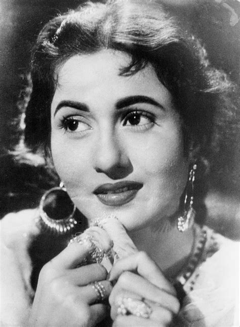 8 Things You Didnt Know About Madhubala Super Stars Bio