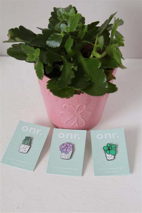 Emuse Plant Pins