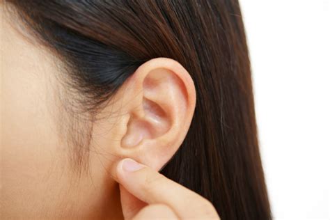 Earlobe Cyst Causes Symptoms Risk Factors And Home Remedies