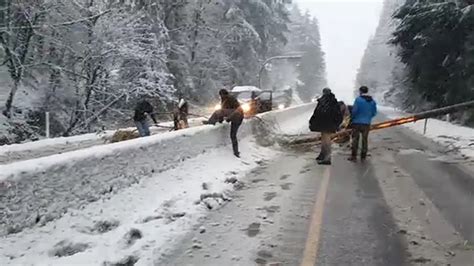 Thousands Still Powerless On Vancouver Island Following Snowstorm Ctv