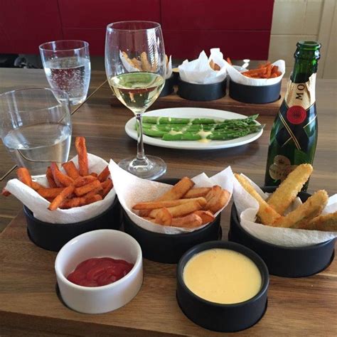If possible, choose the restaurant where they went on their first date, or an upscale place. Menu: Sixth Wedding Anniversary Dinner {A Home Cooked Four ...