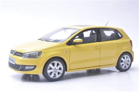 118 Diecast Model For Volkswagen Vw New Polo 2012 Yellow Hatchback