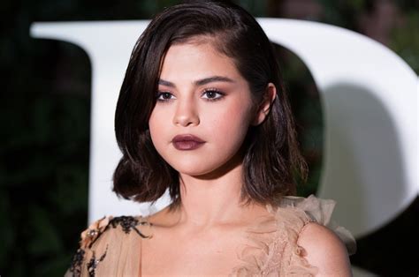Selena Gomez Hospitalized A Timeline Of Her Health Struggles
