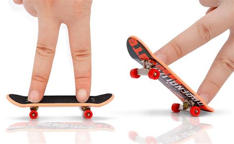 Momsiv Mini Finger Skateboard And Ramp Accessories Set A