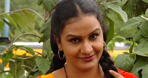 latest movies gallery apoorva aunty hot blouse pics