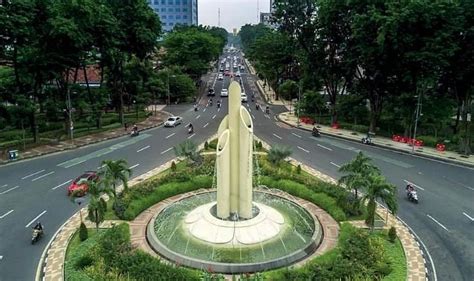 Monumen Bambu Runcing Surabaya Indonesien Omdömen Tripadvisor