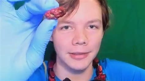 I ATE THE WORLDS HOTTEST PEPPER YouTube