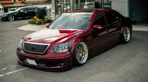 Explore the line of lexus luxury sedans, suvs, hybrids, performance cars and accessories, or find a lexus dealer near you. Detail Much? Check This Very Modified Toyota Celsior Out | Gmc trucks, Lexus ls, Lexus cars