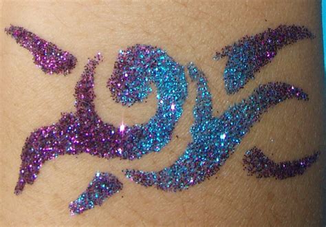 Face Painter Kl Henna And Glitter Tattoo Kuala Lumpur Body Art Glitter