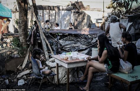 Manila Slum Families Devastated After Fires Sweep