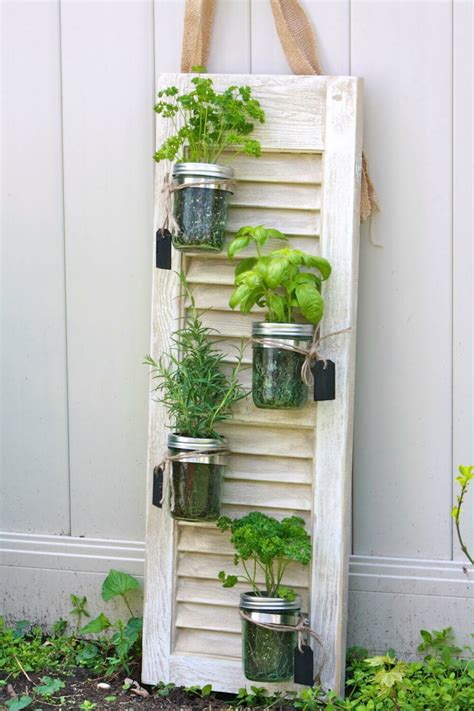 Diy Home Decor 18 Ways To Repurpose Old Shutters