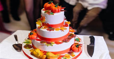 Fall Wedding Cakes That WOW Guide For 2023 Wedding Forward