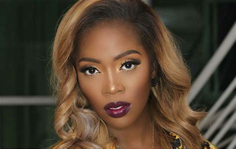 Five years later, she began her music career doing backup vocals for artists such as george michael and mary j. Tiwa Savage wowed all with her outfit as she recieves City ...