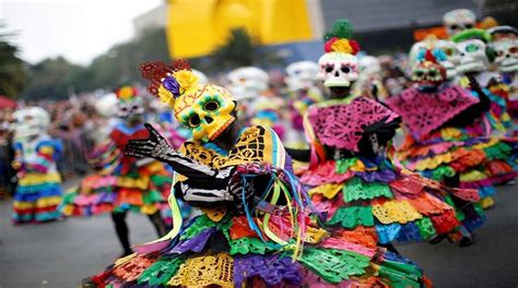 Desfiles Y Tradición Así Celebra México El Día De Muertos Multimedia