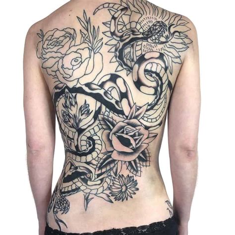 Discover 79 Full Back Female Tattoo Latest Esthdonghoadian