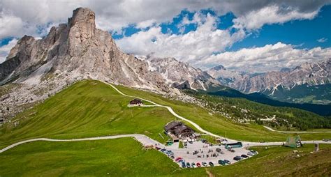 Check out passo di giau, a road biking attraction recommended by 73 other cyclists! Gruppo CTG "La Bisaccia": Gita al Passo Giau e Nuvolau