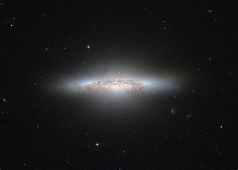 Hubble Spots Lenticular Galaxy Ngc 5010