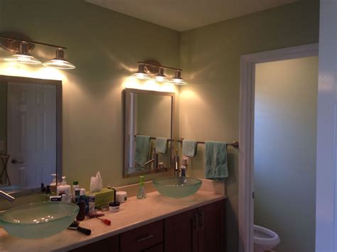 The pistachio color is combined in an interior with many shades. Sherwin Williams brand "pistachio" color. www ...