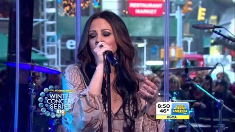 Sara Evans Sings Slow Me Down On Good Morning America Youtube