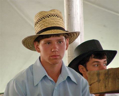 Photos Of Amish Youths Taken At The Amish Quilt Auction Bonduel Wisconsin September 2007