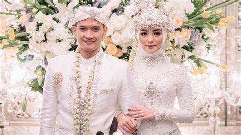 Hubungan asmara ali syakieb dan citra kirana memang selalu menarik perhatian fans. Terbongkar Chat Rezky Aditya ke Citra Kirana Saat PDKT ...