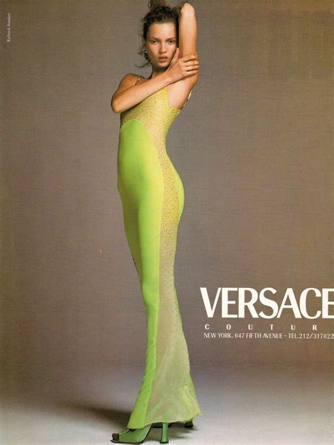Kate Moss For Versace Fall 1996 With Images Vintage Versace