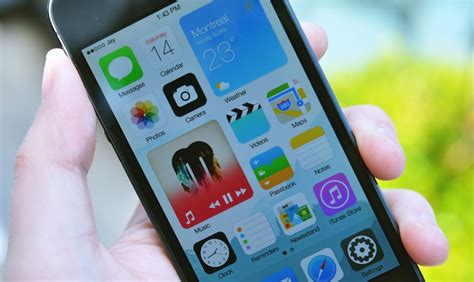 This Striking Ios 8 Concept Reinvents The Homescreen The Verge New
