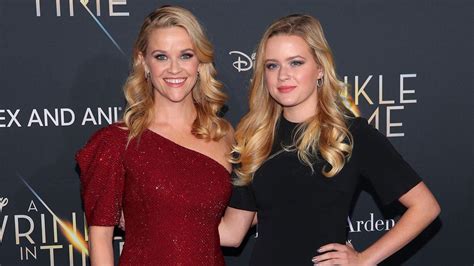 Reese Witherspoons Look Alike Daughter Ava Phillippe Supports Her Mom At A Wrinkle In Time
