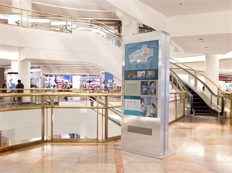 Improving Retail Experiences With Digital Signage