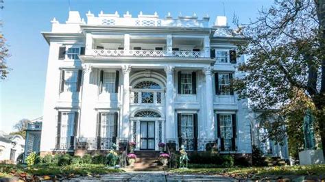 Newport Ri Mansions Find Historic Homes Sites And Tours