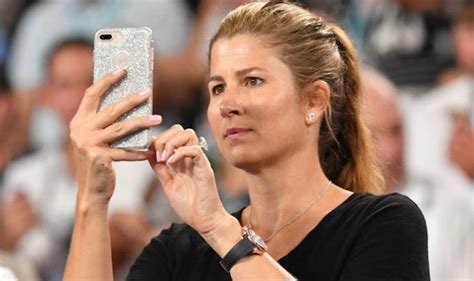 Roger federer's wife, mirka federer, debuted a massive engagement ring at wimbledon 2019, drawing significant attention in the men's final. Roger Federer Wedding Ring