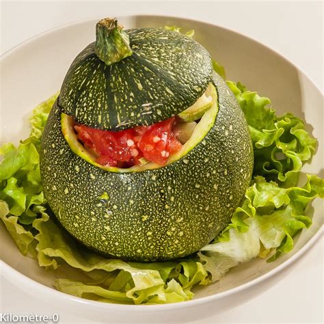Courgettes farcies à la tomate et à la fêta Kilomètre-0