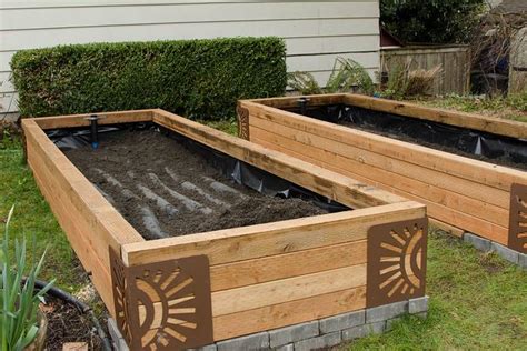 Diy Raised Garden Bed Self Watering 41 Unique And Different Wedding Ideas