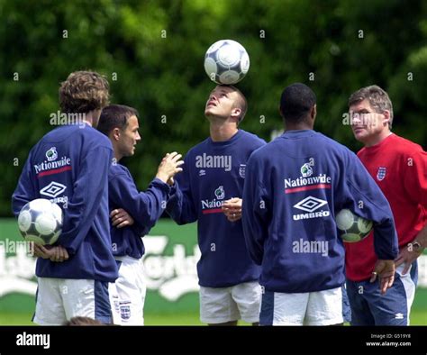 Paul Ince And Derek Fazackerley Hi Res Stock Photography And Images Alamy